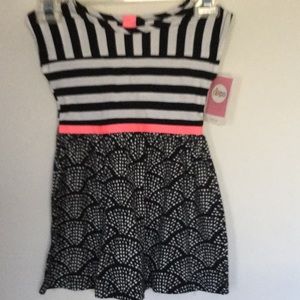 Lot of 1 NWT girls Circo dress 3T and NWT tee XXS
